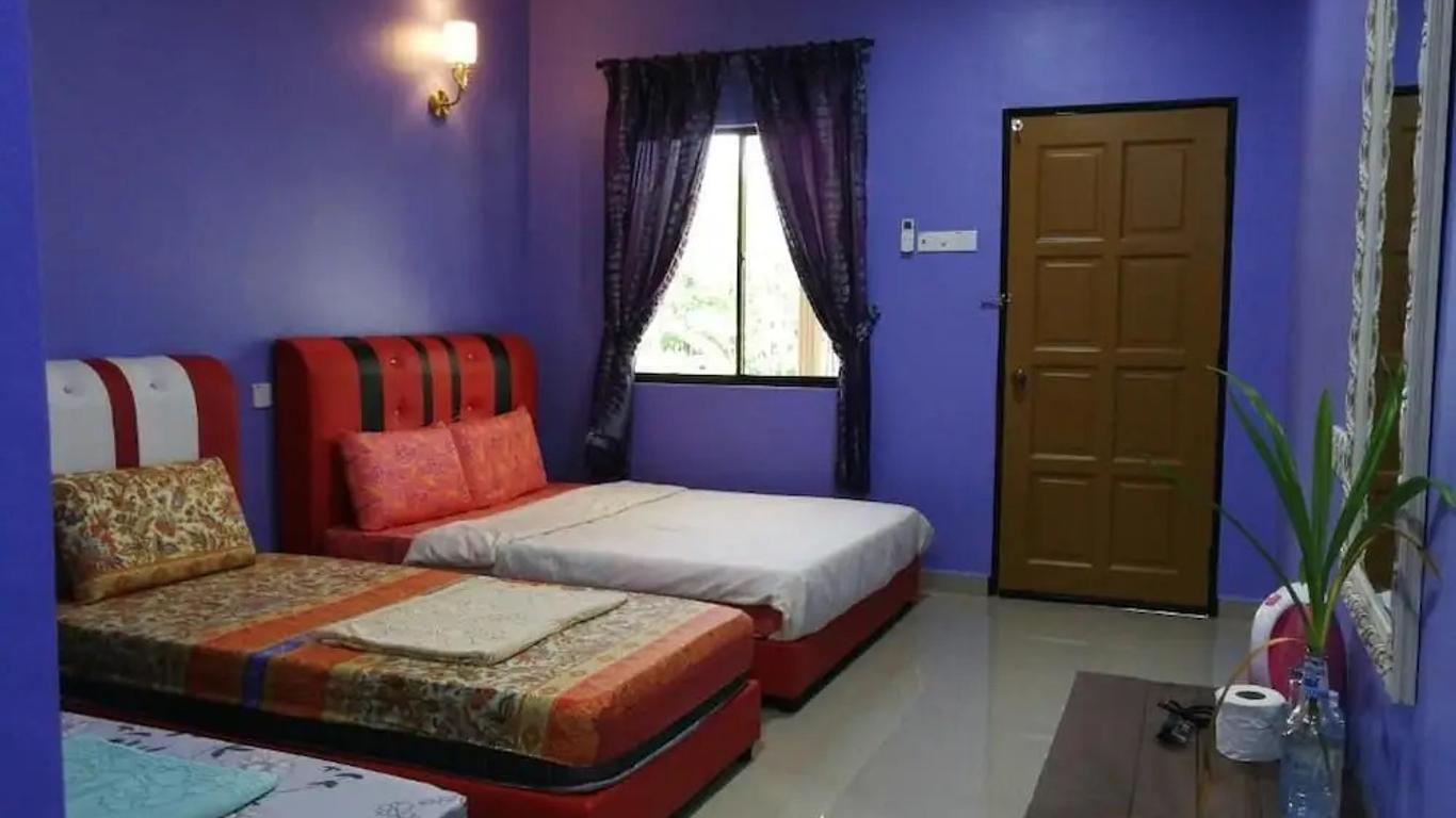 Country house Pulai Holiday Village