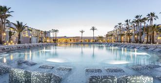 Grand Palladium White Island Resort & Spa - Sant Jordi de ses Salines - Piscina