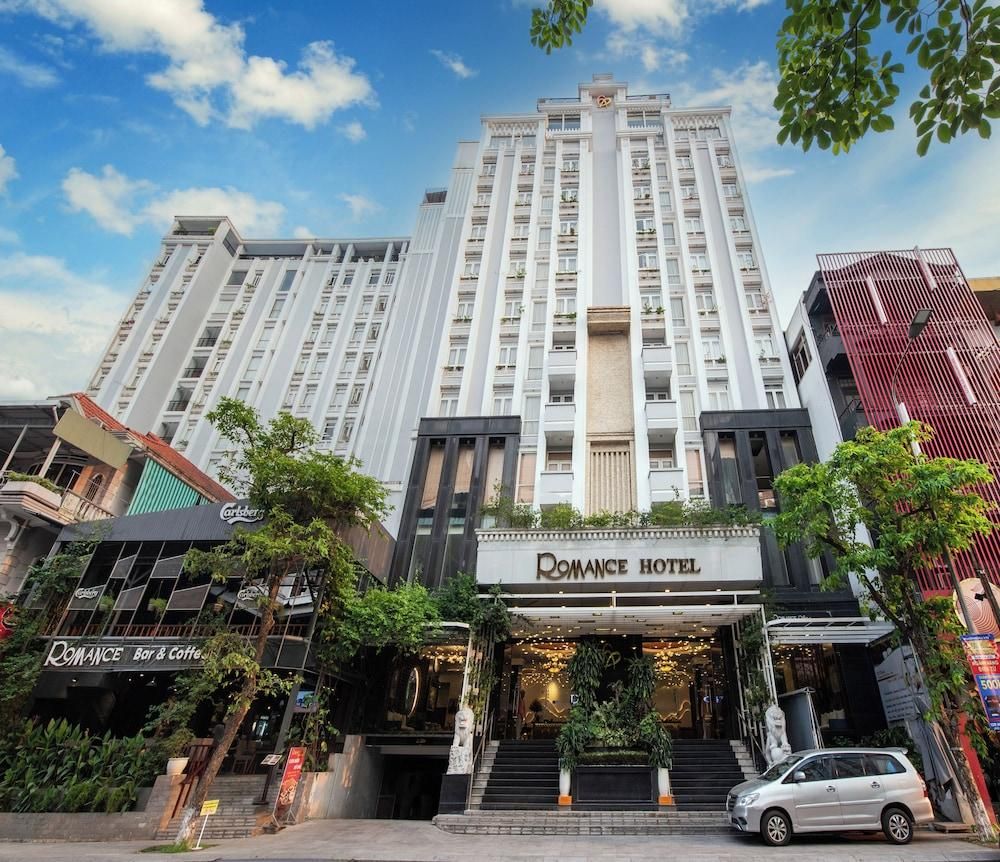 Romance Hotel - Hue - Building