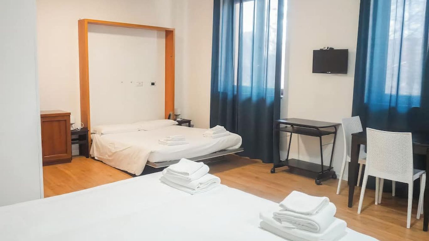 La Boheme Smart Hotel