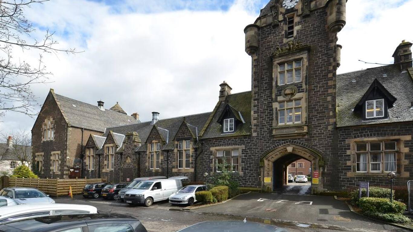 Stirling Highland Hotel- Part of the Cairn Collection