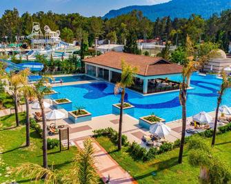 Champion Holiday Village - Göynük - Pool