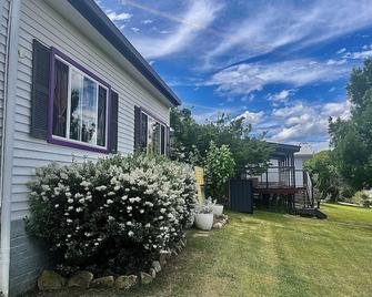 Serenity - Lithgow - Building