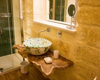 Muragie Del Castello B&b - Trani