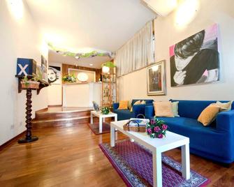 Hotel Viterbo Inn - Viterbo - Wohnzimmer