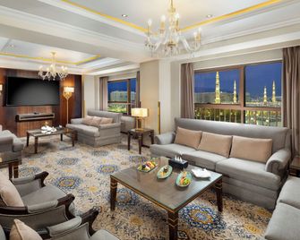 Millennium Taiba Hotel - מדינה - טרקלין