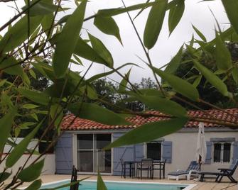 Small house with private pool in the heart of the Landes. - Labouheyre - Outdoors view