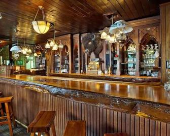 Narrow Gauge Inn - Fish Camp - Bar