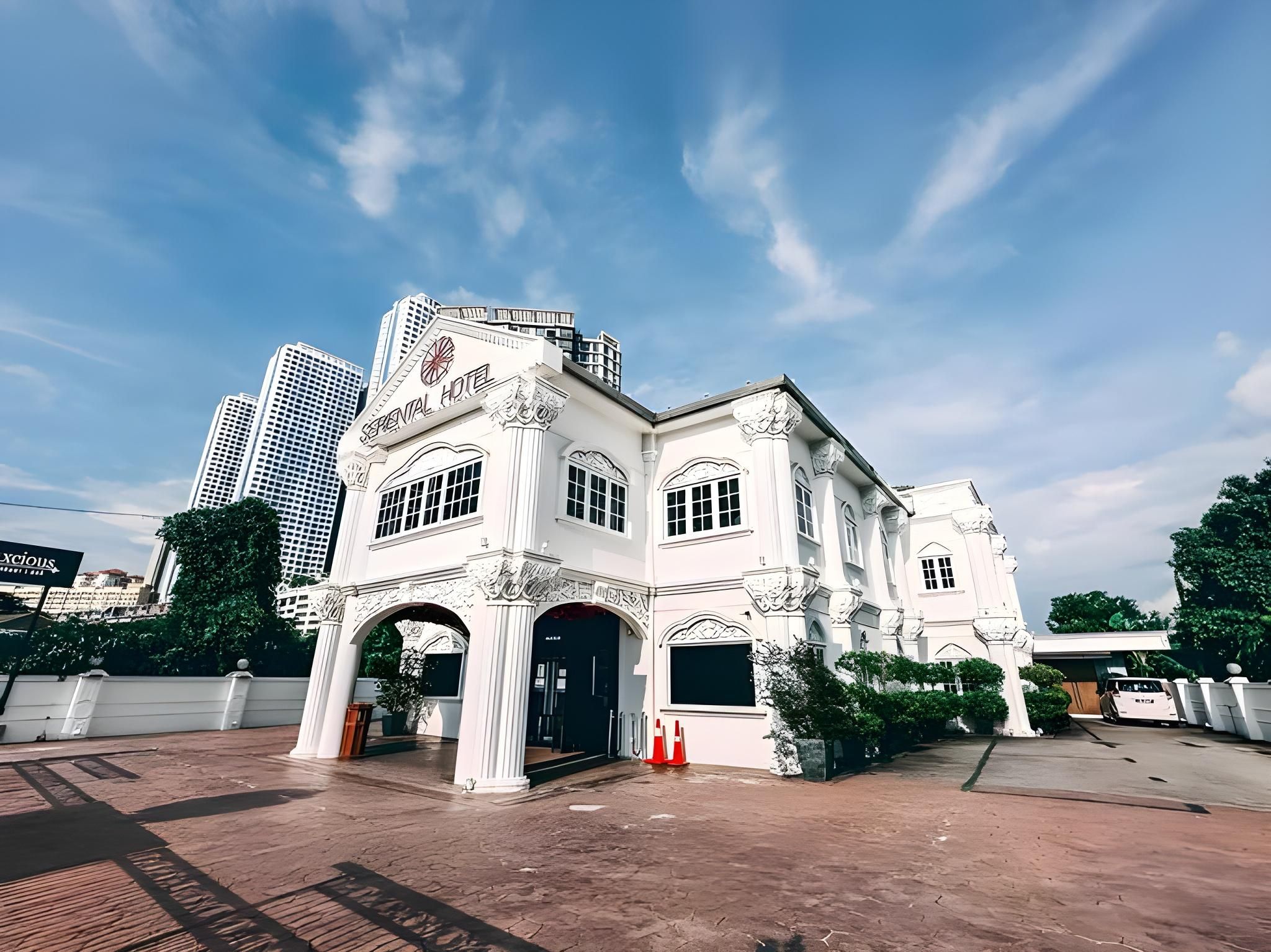 Seriental Hotel I check in 3pm-11pm only