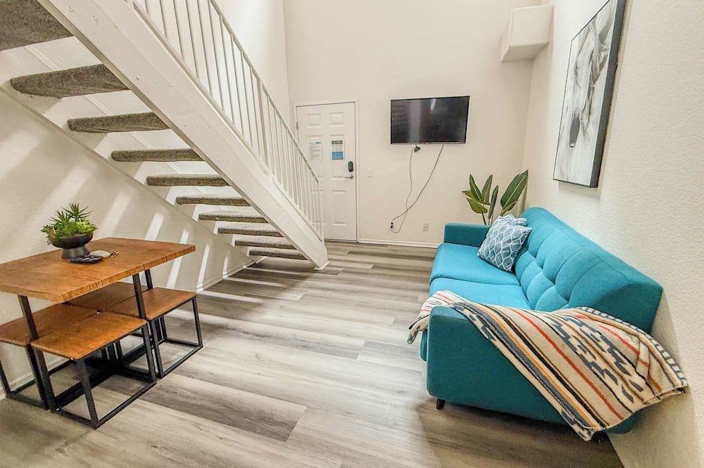 سكند أفينيو لوفتس داون تاون - سان دييغو - غرفة معيشة