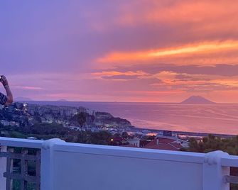 Villino Eleonora First Quality Bed and Breakfast - Parghelia - Ranta
