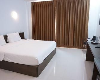 Baanta Hotel Pakchom - Ban Pak Niam - Bedroom