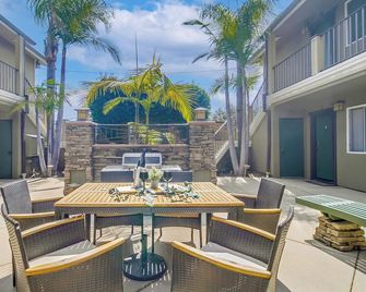 Walkable Hillcrest Gem - Cafés, Bars & Balboa Park - Landing Pad in San Diego - San Diego - Patio