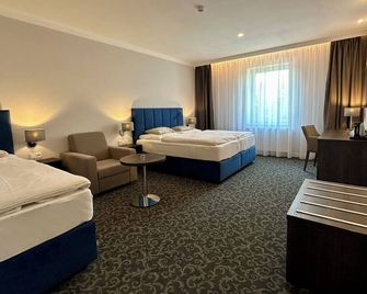 Pension Village - Carlsbad - Bedroom