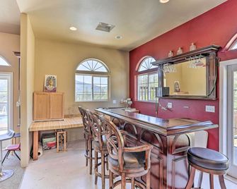 Private Pool and Game Room Family Weaverville Gem - Weaverville