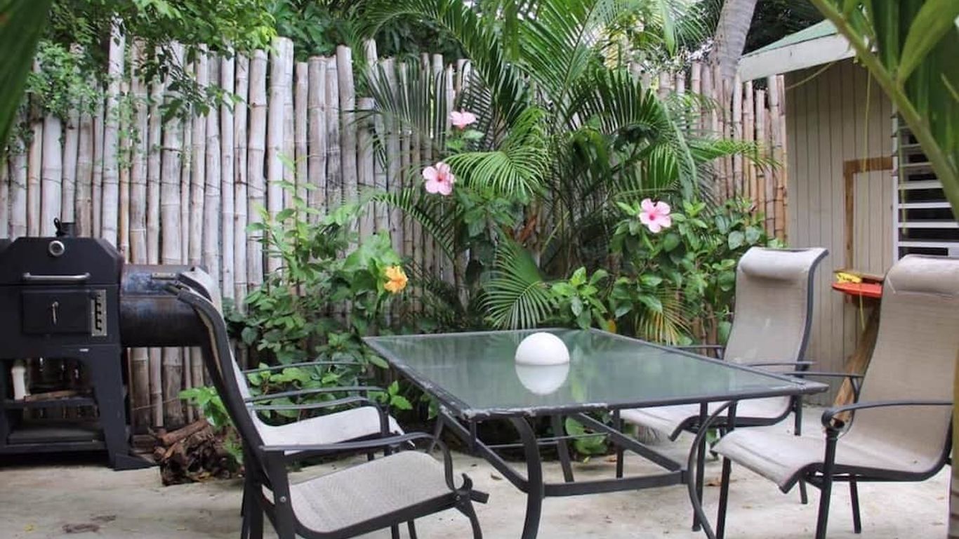 Casa de Tortuga Guesthouse