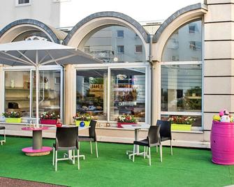 ibis Styles Strasbourg Stade De La Meinau - Strasbourg - Building