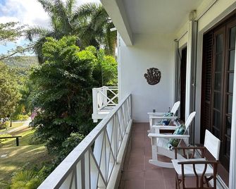 Beautiful villa located within gated Carambola Golf Club - minutes from Cane Bay - Kingshill - Balcony