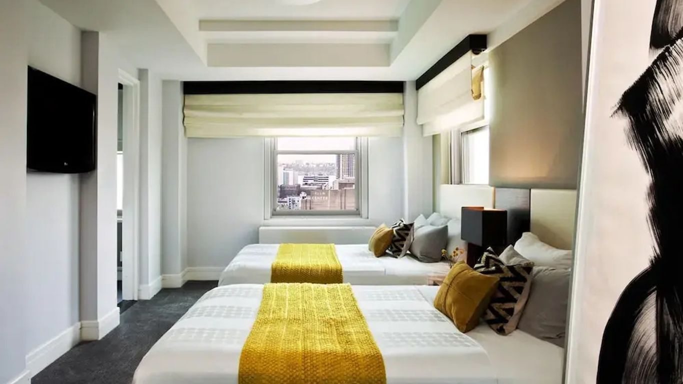 로 NYC 앳 타임스퀘어