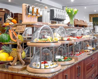 Tiptop Hotel Burgschmiet Garni - נורמברג - בופה