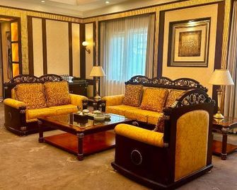 Zhenzhuang Guest House Garden Hotel - קונמינג - סלון