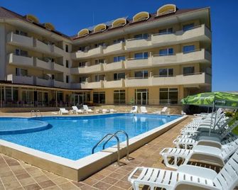 Hotel Belle View - Кранево - Басейн