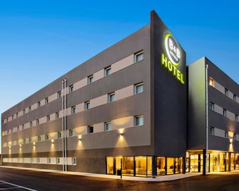 B&b Hotel Porto Expo Aeroporto - Matosinhos - Budova