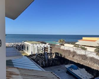 Suitebeach B&b And Resort - Marsala - Balcony