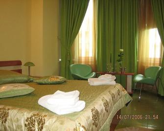 Hotel Traian - Constanţa - Bedroom
