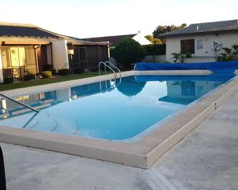 Enjoy your vacation rental at the Cozy Villa at Sebring - Sebring - Pool