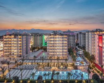 Ramada Resort by Wyndham Lara - Antalya - Building