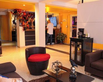 Hotel Hym Sas - Santiago de Cali - Lobby