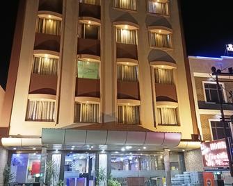 Hotel New Shradha - Katra - Bygning