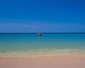 Relax Beach House - Ko Lanta - Beach