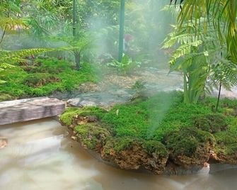 P Paradise Hotel - Kamphaeng Phet