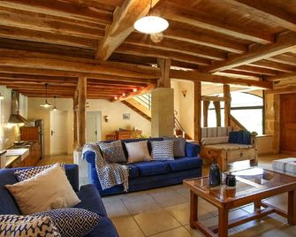 Charming 4-star Gite with pool - Monpazier - Living room