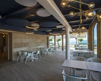 Hotel Del Mar - سانكسينكسو - مطعم