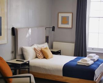 Bright Studio flat - Clerkenwell - London - Bedroom