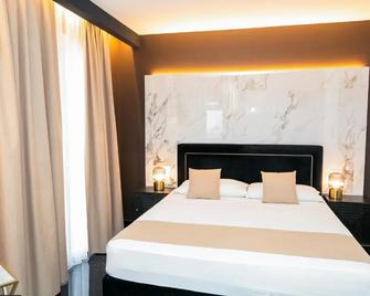 Hotel Brienz - Bellaria-Igea Marina - Yatak Odası