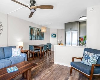 2 2 Oceanview Modern Resort Vistas - Kihei - Wohnzimmer
