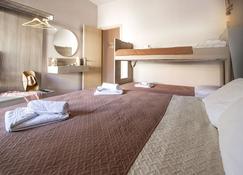 Sueño Luxury Apartments - Polychrono - Schlafzimmer