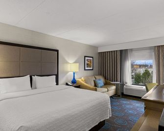 Hampton Inn Bloomington - Bloomington - Schlafzimmer