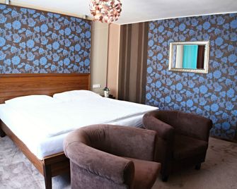 Hotel Baltaci U Náhonu - Zlín - Schlafzimmer