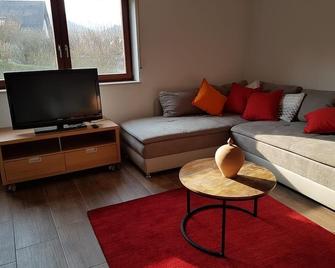 Apartment An der Weinstraße - Dörrenbach - Living room