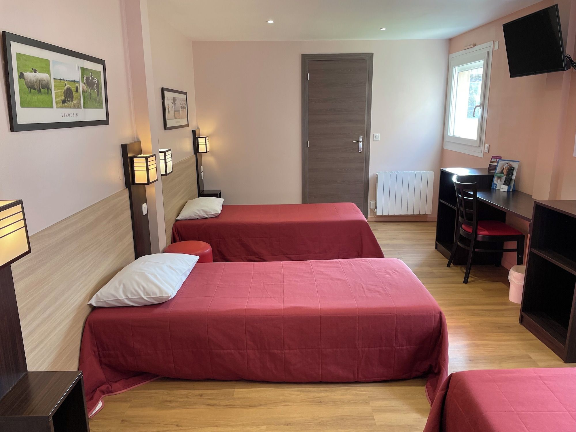 Brit Hotel Saint Quentin - Saint-Quentin - Bedroom