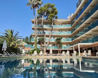 Hotel Canada Palace - Calafell