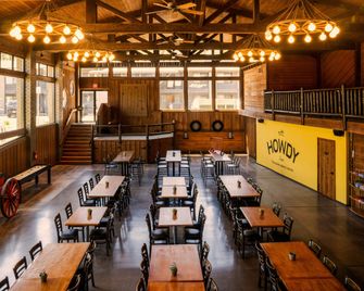 Trailborn Grand Canyon, Outdoor Collection by Marriott Bonvoy - Williams - Restaurang
