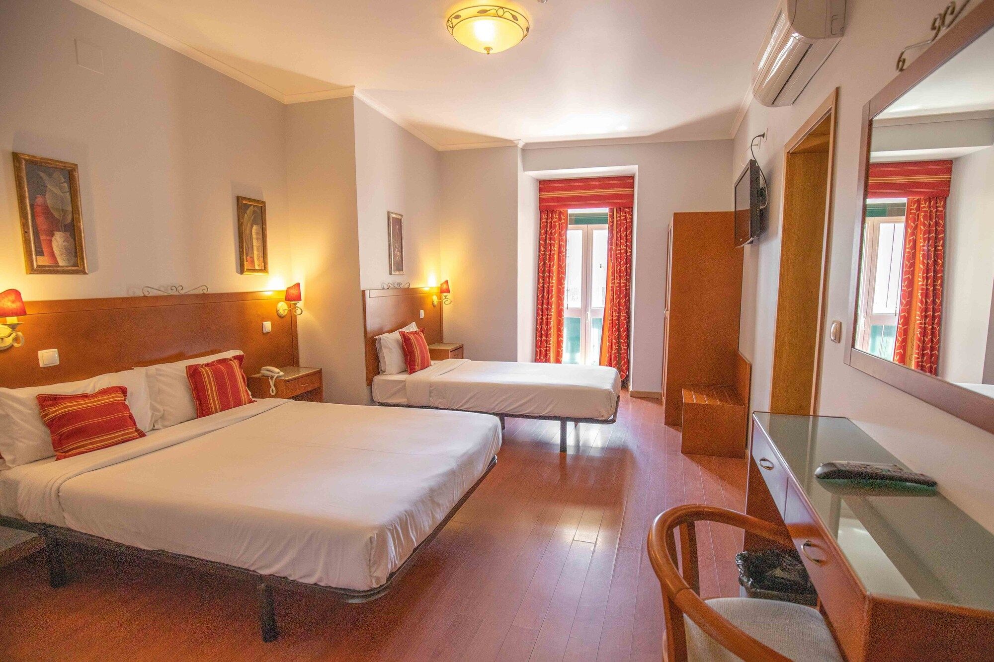 Grande Pensão Residencial Alcobia - ליסבון