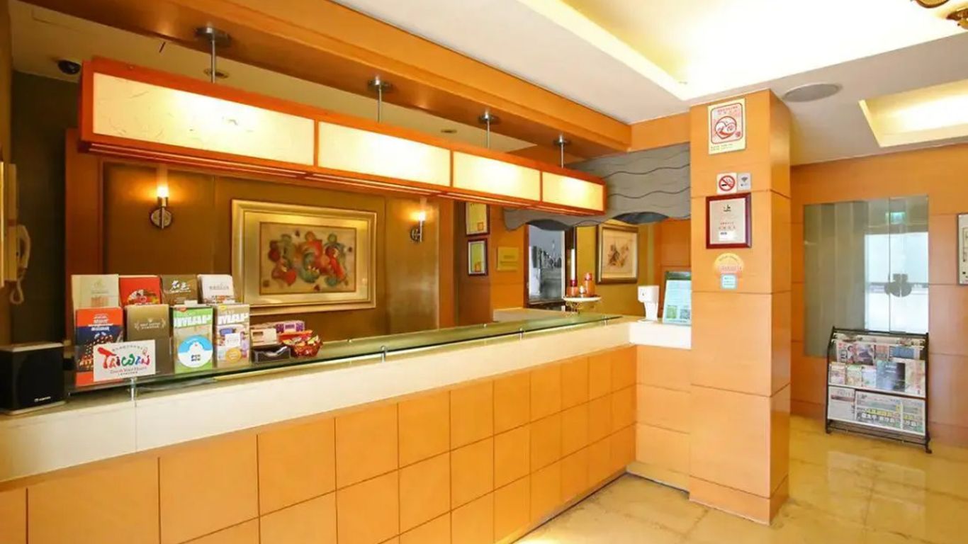 Elegance Hotel (Daan)