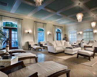 North Beach Resort & Villas - North Myrtle Beach - Living room